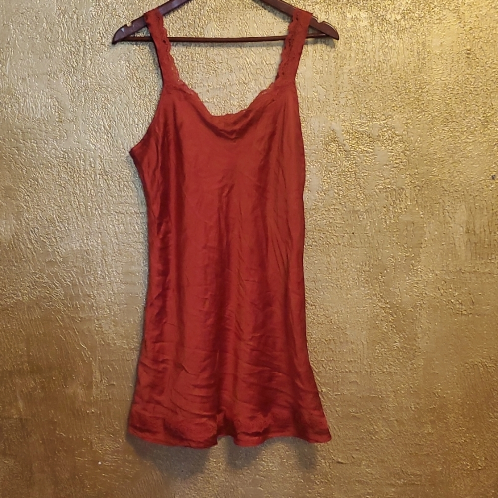 Olga vintage 90s red slip